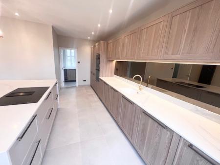 4 bedroom Detached house to let in The Courtyard, Northwich, CW8