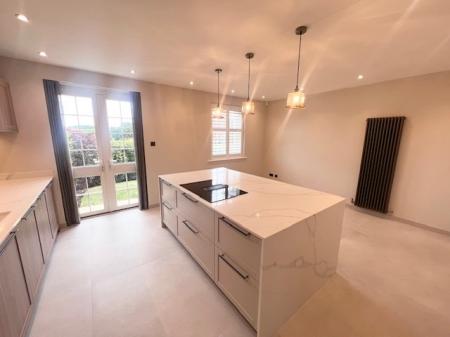 4 bedroom Detached house to let in The Courtyard, Northwich, CW8