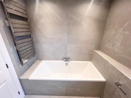 4 bedroom Detached house to let in The Courtyard, Northwich, CW8