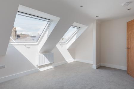 4 bedroom Semi-detached house to let in Dyar Terrace, Winnington, CW8