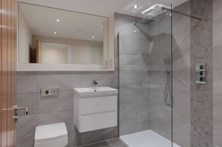 4 bedroom Semi-detached house to let in Dyar Terrace, Winnington, CW8