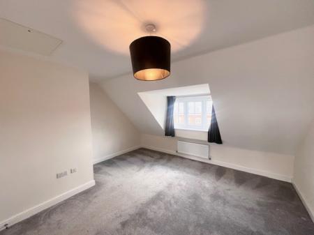4 bedroom Semi-detached house to let in Outfield Chase, Winnington, CW8