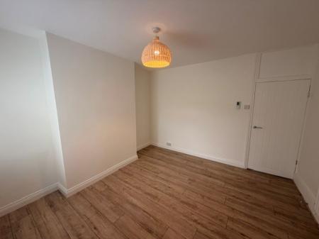 2 bedroom Terraced House to let in Middlewich Road, Northwich, CW9
