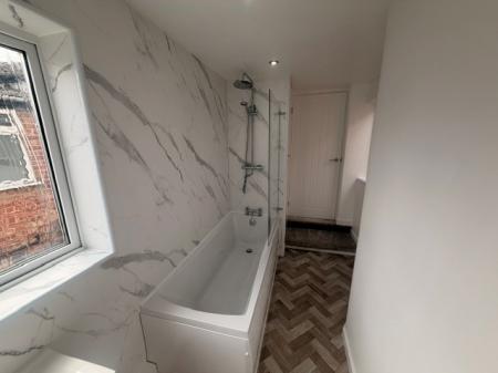 2 bedroom Terraced House to let in Middlewich Road, Northwich, CW9
