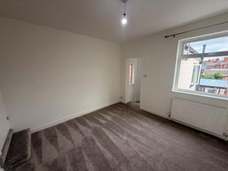 2 bedroom Terraced House to let in Middlewich Road, Northwich, CW9
