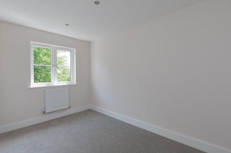 4 bedroom Semi-detached house to let in Dyar Terrace, Winnington, CW8