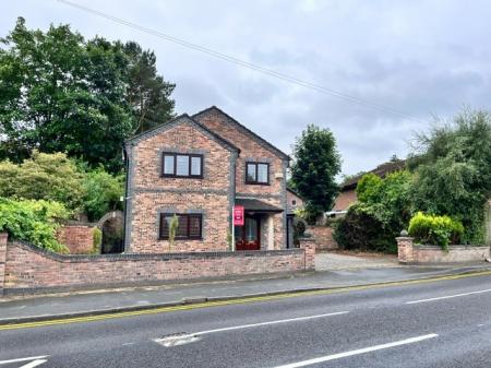 Chester Road, Northwich, CW8