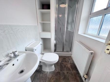 3 bedroom Semi-detached house to let in Lower Meadow Drive, Congleton, CW12