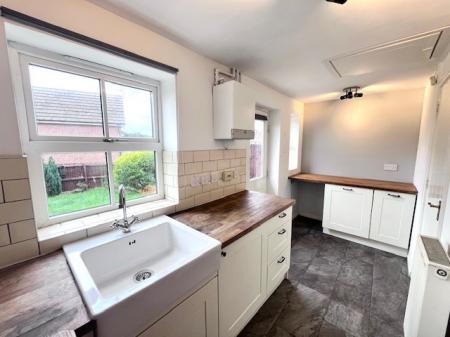 3 bedroom Semi-detached house to let in Lower Meadow Drive, Congleton, CW12