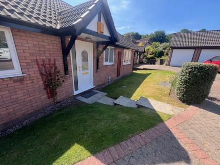 3 bedroom Bungalow to let in Clary Meadow, Winnington, CW8