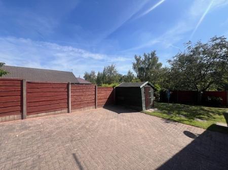 3 bedroom Bungalow to let in Clary Meadow, Winnington, CW8