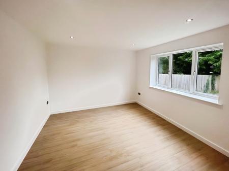 5 bedroom Detached house to let in Hadrian Way, Sandiway, CW8