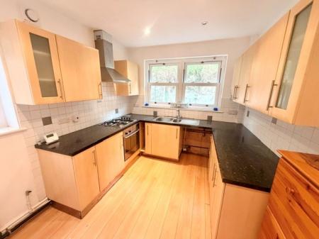 3 bedroom Terraced House to let in Navigation Road, Northwich, CW8