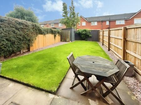 2 bedroom Mews house to let in Foxhill Close, Sandiway, CW8