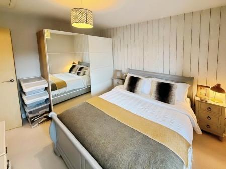 2 bedroom Mews house to let in Foxhill Close, Sandiway, CW8