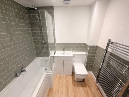 2 bedroom Apartment to let in Webbs Court, Northwich, CW9