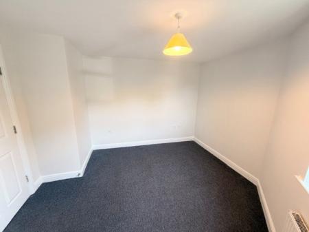 2 bedroom Apartment to let in Webbs Court, Northwich, CW9