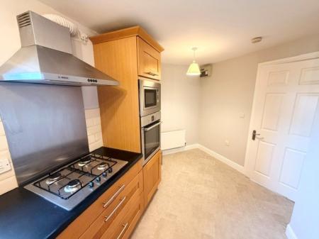 2 bedroom Apartment to let in Webbs Court, Northwich, CW9