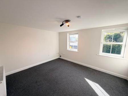 2 bedroom Apartment to let in Webbs Court, Northwich, CW9