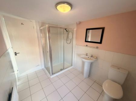 2 bedroom Terraced House to let in Middlewich Road, Northwich, CW9