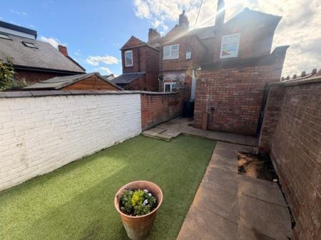 2 bedroom Terraced House to let in Middlewich Road, Northwich, CW9