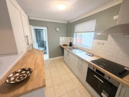 2 bedroom Terraced House to let in Middlewich Road, Northwich, CW9