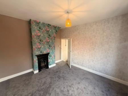 2 bedroom Terraced House to let in Middlewich Road, Northwich, CW9