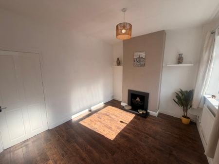 2 bedroom Terraced House to let in Middlewich Road, Northwich, CW9
