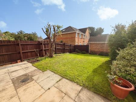 3 bedroom Semi-detached house to let in Coleridge Close, Sandbach, CW11