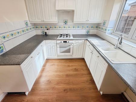 3 bedroom Semi-detached house to let in Coleridge Close, Sandbach, CW11