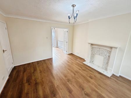 3 bedroom Semi-detached house to let in Coleridge Close, Sandbach, CW11