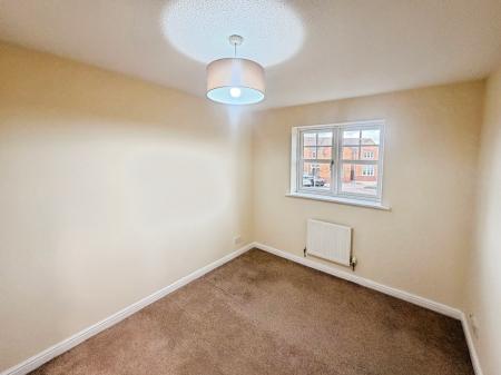 3 bedroom Semi-detached house to let in Coleridge Close, Sandbach, CW11