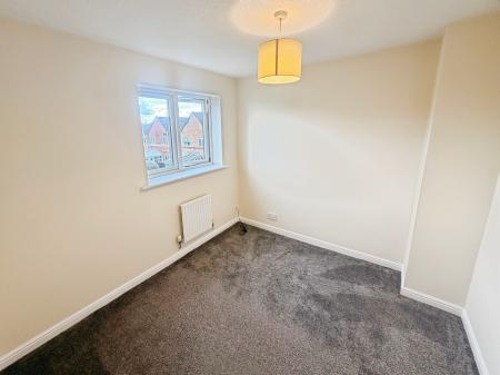 3 bedroom Semi-detached house to let in Coleridge Close, Sandbach, CW11