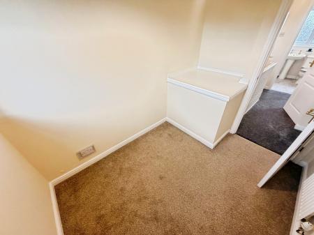 3 bedroom Semi-detached house to let in Coleridge Close, Sandbach, CW11