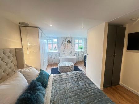 4 bedroom Mews house to let in Western Way, Winnington, CW8