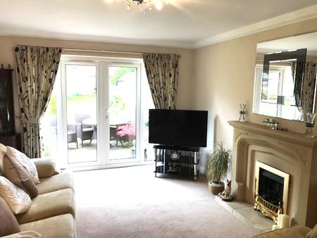 4 bedroom Detached house to let in Woburn Drive, Congleton, CW12