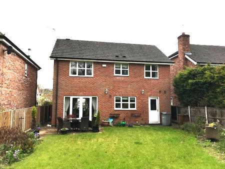 4 bedroom Detached house to let in Woburn Drive, Congleton, CW12
