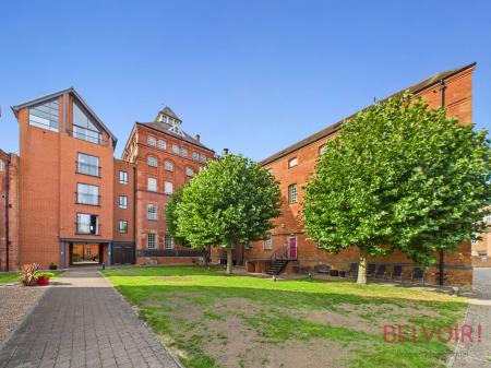 2 bedroom Flat for sale in Castle Brewery, Newark, NG24