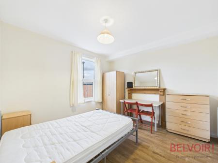 5 bedroom Terraced House for sale in Claude Street, Lenton, NG7