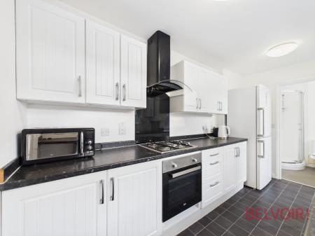 5 bedroom Terraced House for sale in Claude Street, Lenton, NG7