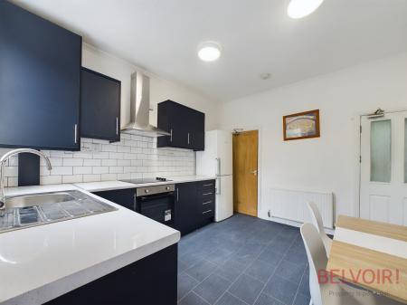 4 bedroom Terraced House for sale in Cromwell Street, Nottingham, NG7