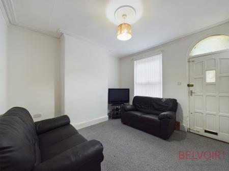 4 bedroom Terraced House for sale in Cromwell Street, Nottingham, NG7
