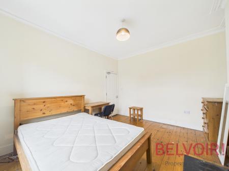 5 bedroom Terraced House for sale in Cromwell Street, Nottingham, NG7