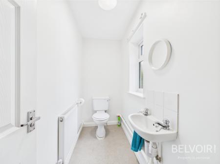 4 bedroom Detached house for sale in Great North Road, Newark, Sutton on Trent, NG23