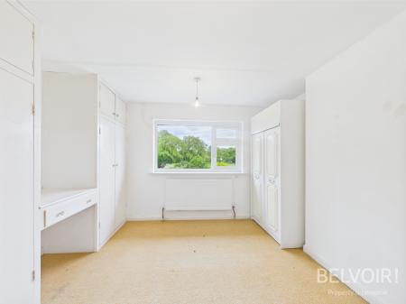 4 bedroom Detached house for sale in Great North Road, Newark, Sutton on Trent, NG23