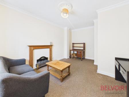 1 bedroom Ground floor flat for sale in Leen Court, Nottingham, NG7