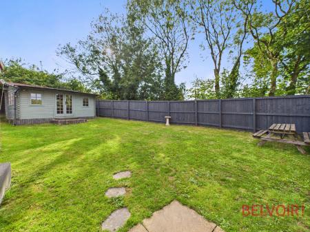 4 bedroom Detached house for sale in Nightingale Grove, South Normanton, DE55