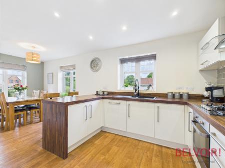 4 bedroom Detached house for sale in Nightingale Grove, South Normanton, DE55