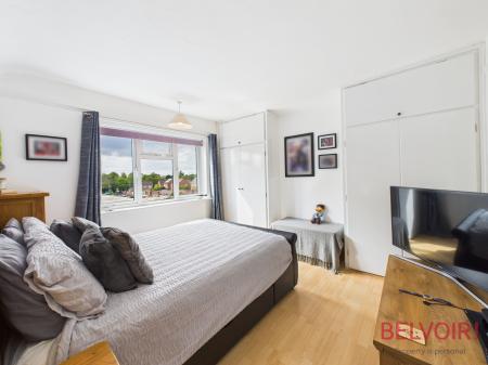 3 bedroom Semi-detached house for sale in Sandhurst Avenue, Mansfield, NG18