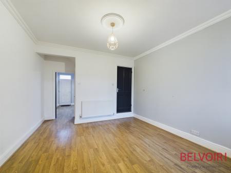 3 bedroom Detached house for sale in Springfield Street, New Basford, NG7